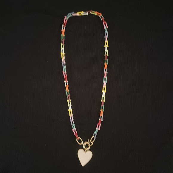 Funky fun necklace with heart charm - Picture 1 of 3